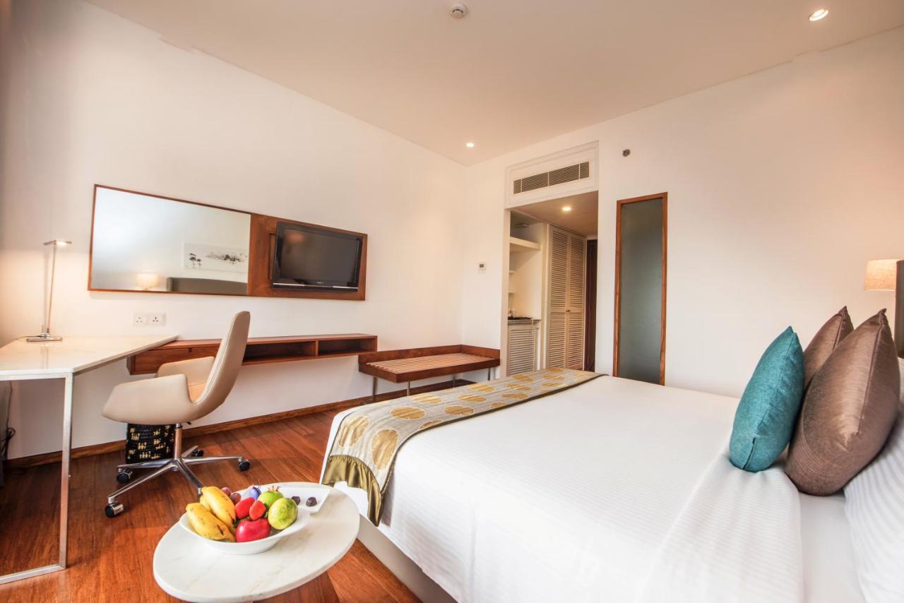 Готель Vivanta Colombo, Airport Garden 5*